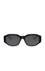 Load image into Gallery viewer, Black sunnies
