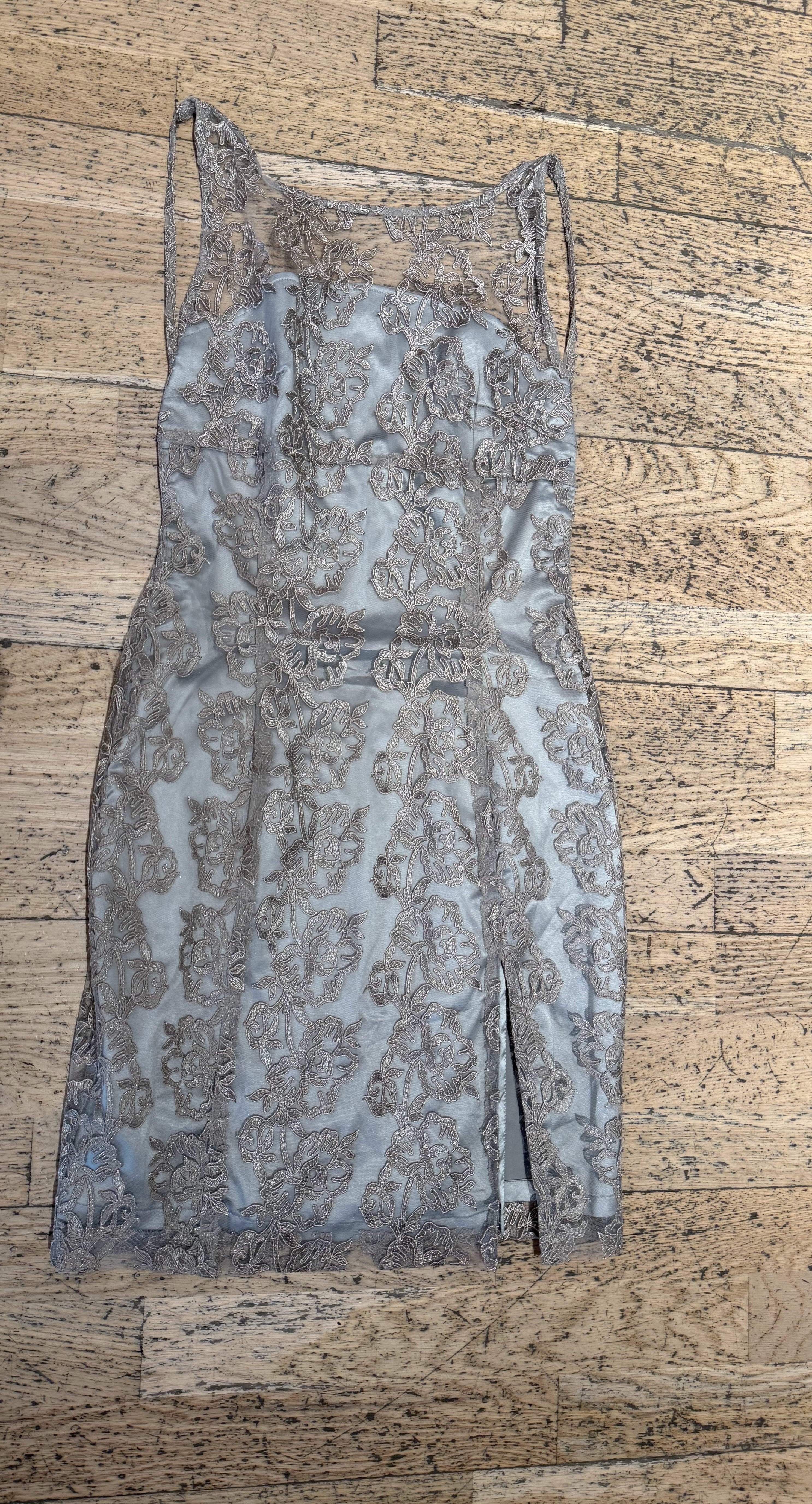 Vintage lace dress S/M