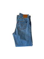 Load image into Gallery viewer, Vintage Levis 501 29/30
