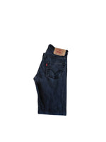 Load image into Gallery viewer, Vintage Levis 501 30/32
