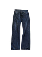 Load image into Gallery viewer, Vintage Levis 501 30/32

