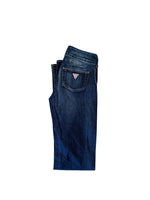 Load image into Gallery viewer, Vintage Guess low waist jeans w26
