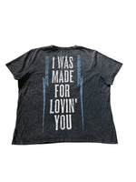 Load image into Gallery viewer, Kiss t-shirt XL
