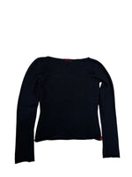 Load image into Gallery viewer, Vintage Y2K Guess sweater S/M

