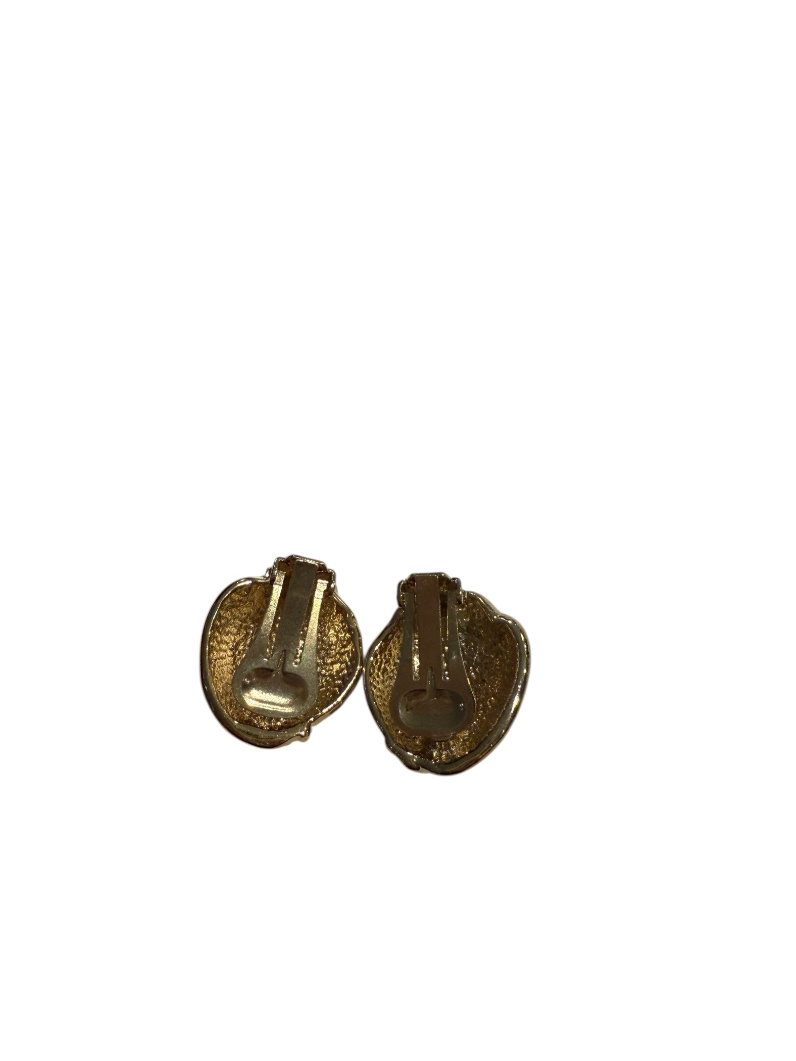 Vintage clip on earrings - unused!