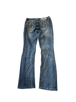 Load image into Gallery viewer, Vintage Miss me jeans w29
