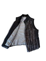 Load image into Gallery viewer, Vintage vest M-L
