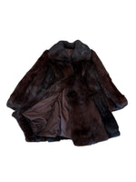 Load image into Gallery viewer, Vintage fur coat
